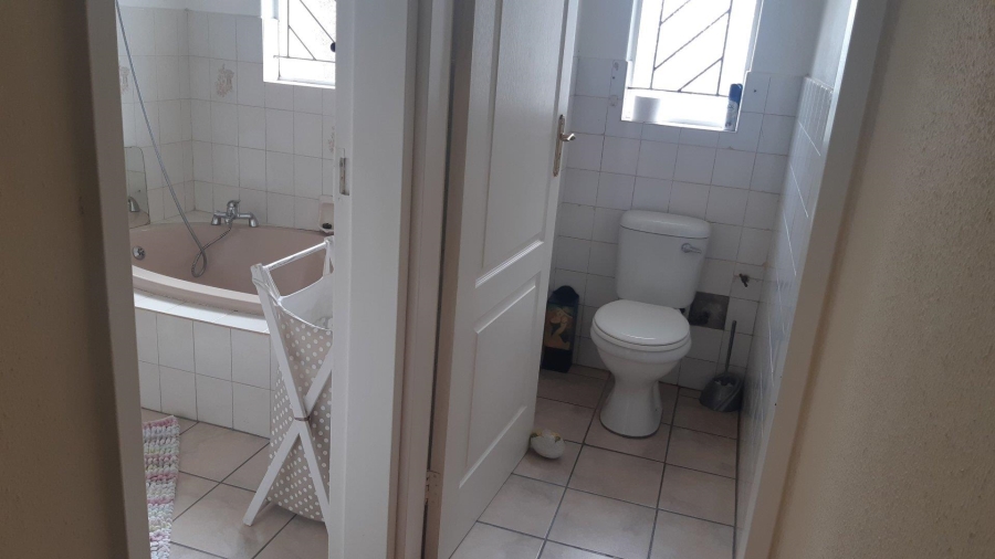 To Let 1 Bedroom Property for Rent in Soneike Western Cape